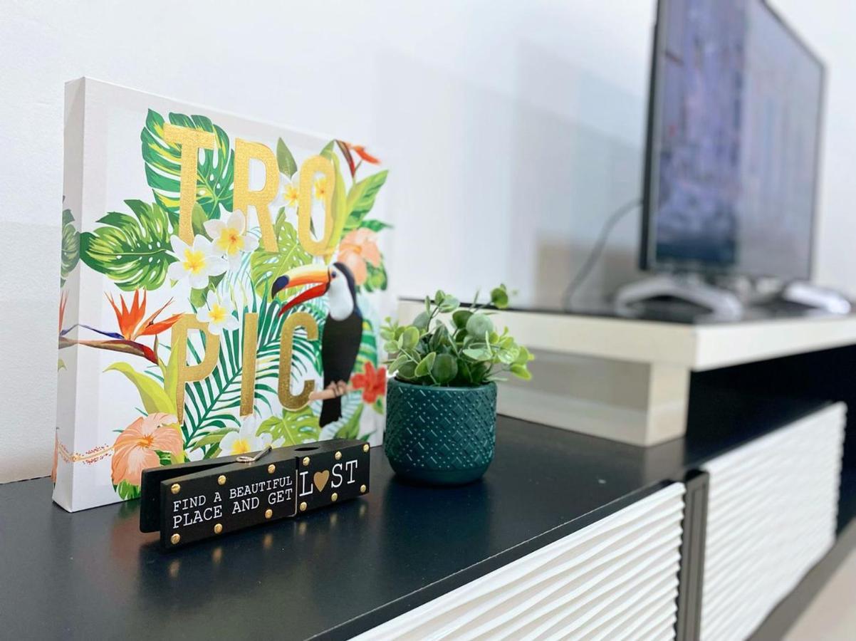 Pangsapuri Arcoris Soho Mont Kiara With Free Parking And Netflix Kuala Lumpur