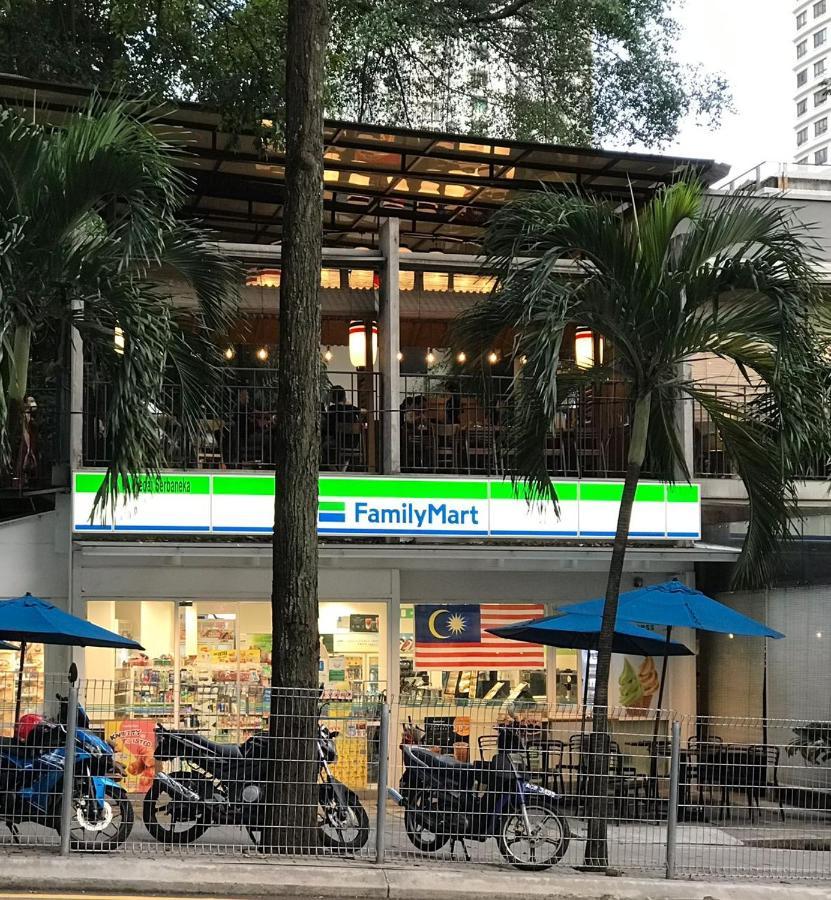 Pangsapuri Arcoris Soho Mont Kiara With Free Parking And Netflix Kuala Lumpur
